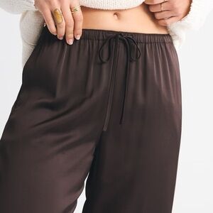 NWT Abercrombie Satin Pull On Pants - Dark Brown